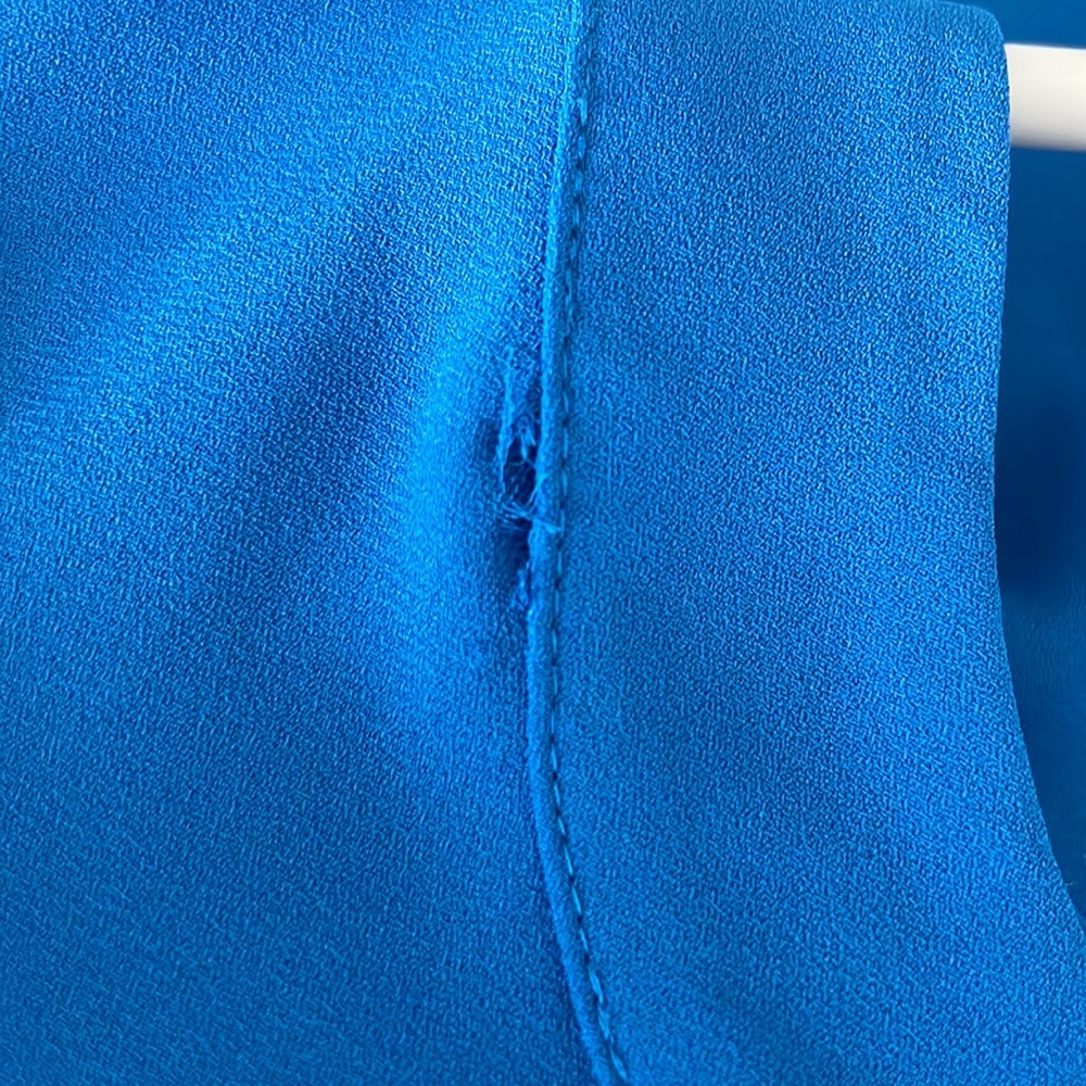J.Crew Blue Sleeveless Cap Sleeve Drapey Blouse Top Size 2 - Picture 4 of 4
